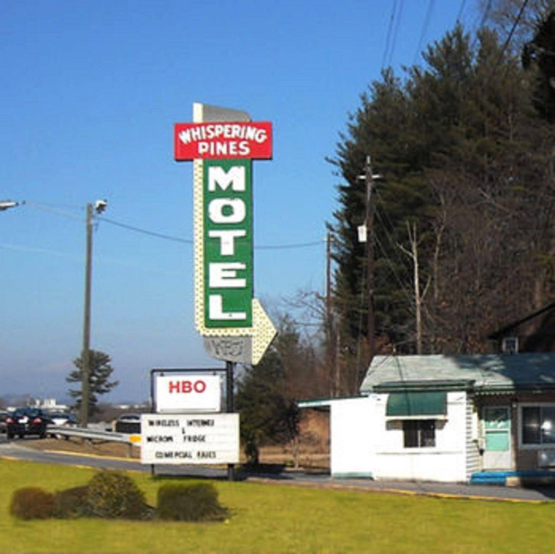 Whispering Pines Motel - Asheville Ngoại thất bức ảnh