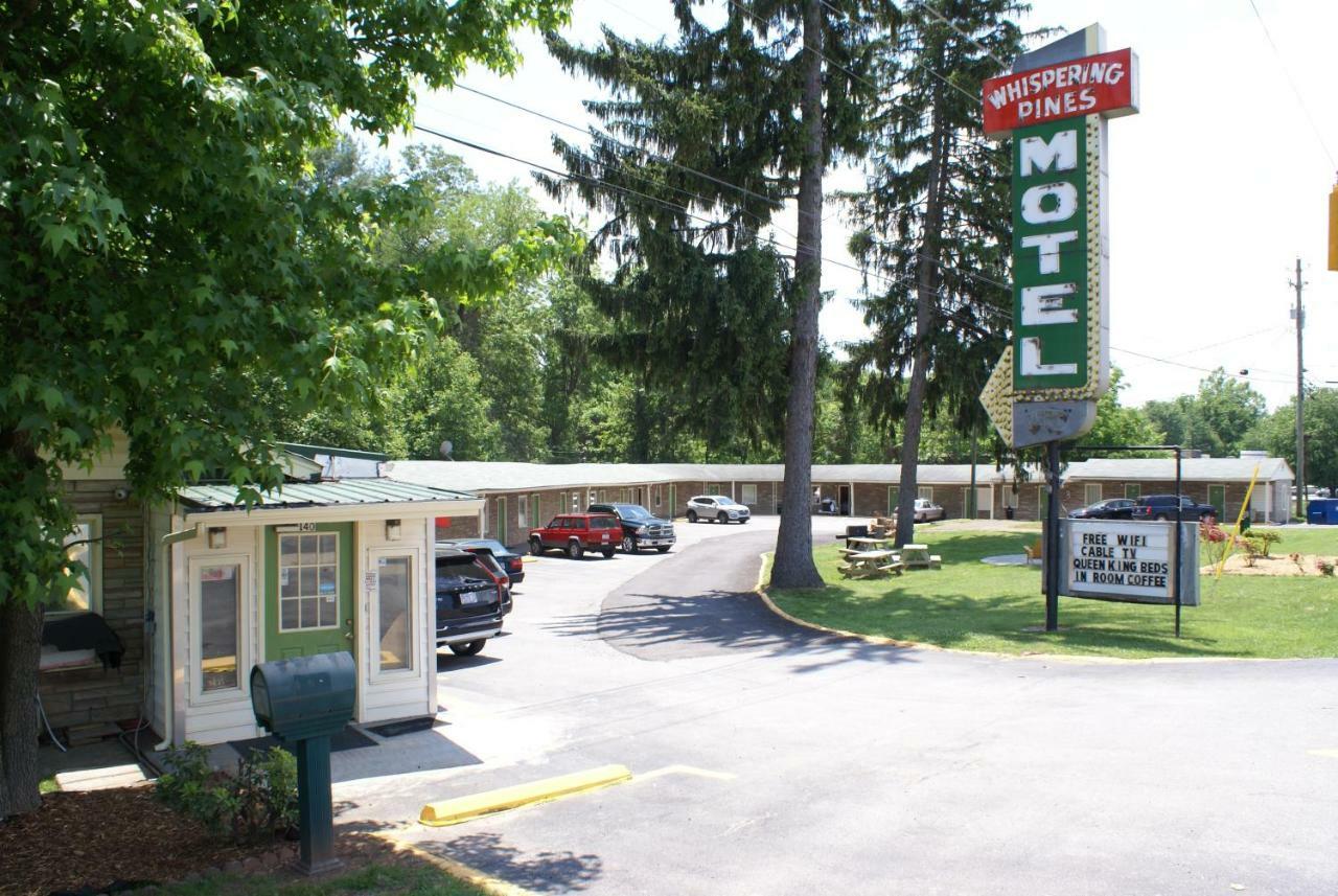 Whispering Pines Motel - Asheville Ngoại thất bức ảnh